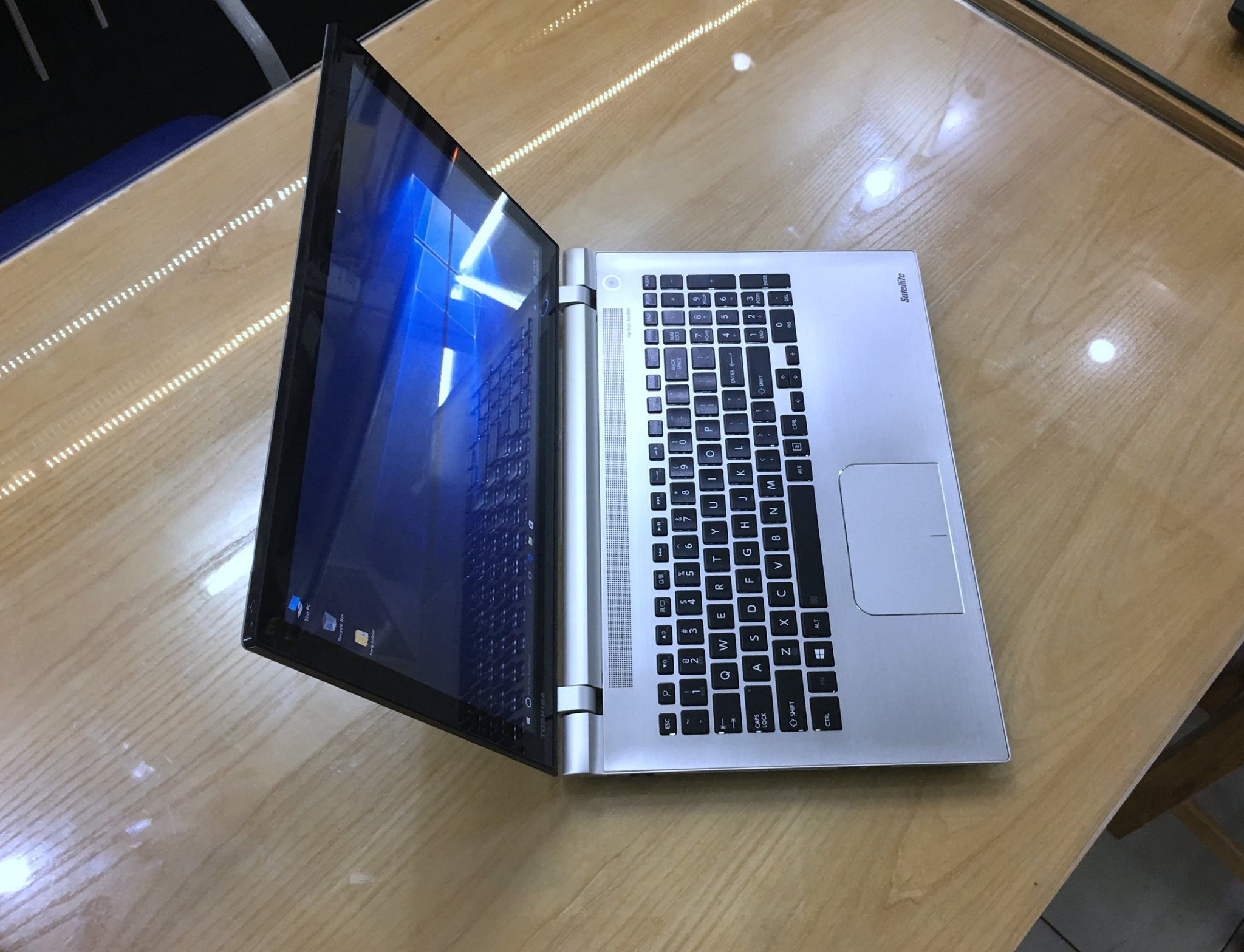 Laptop Gaming Toshiba Satelltite S55T - C5325 - 4 K-9.jpg